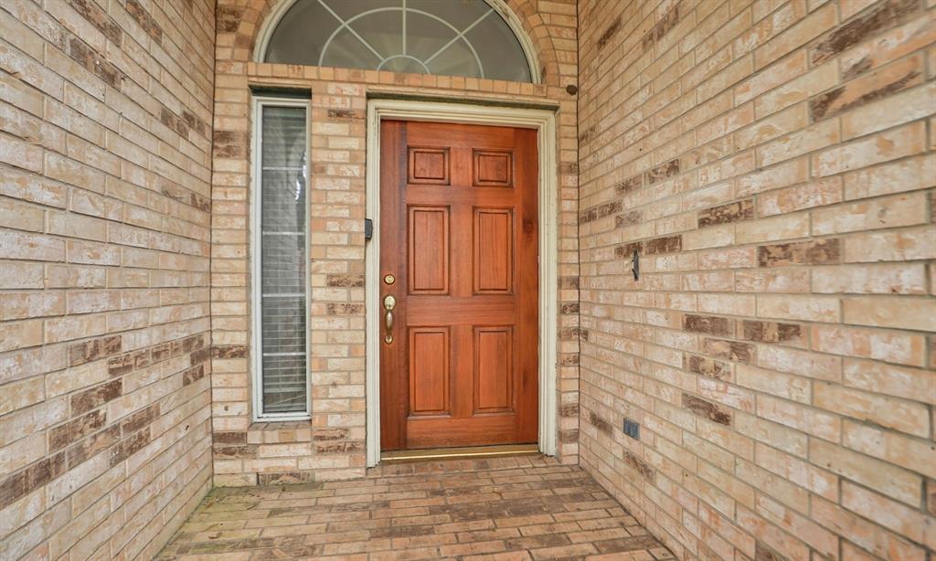 3904 Travis Lake Court, Pearland, Texas image 6