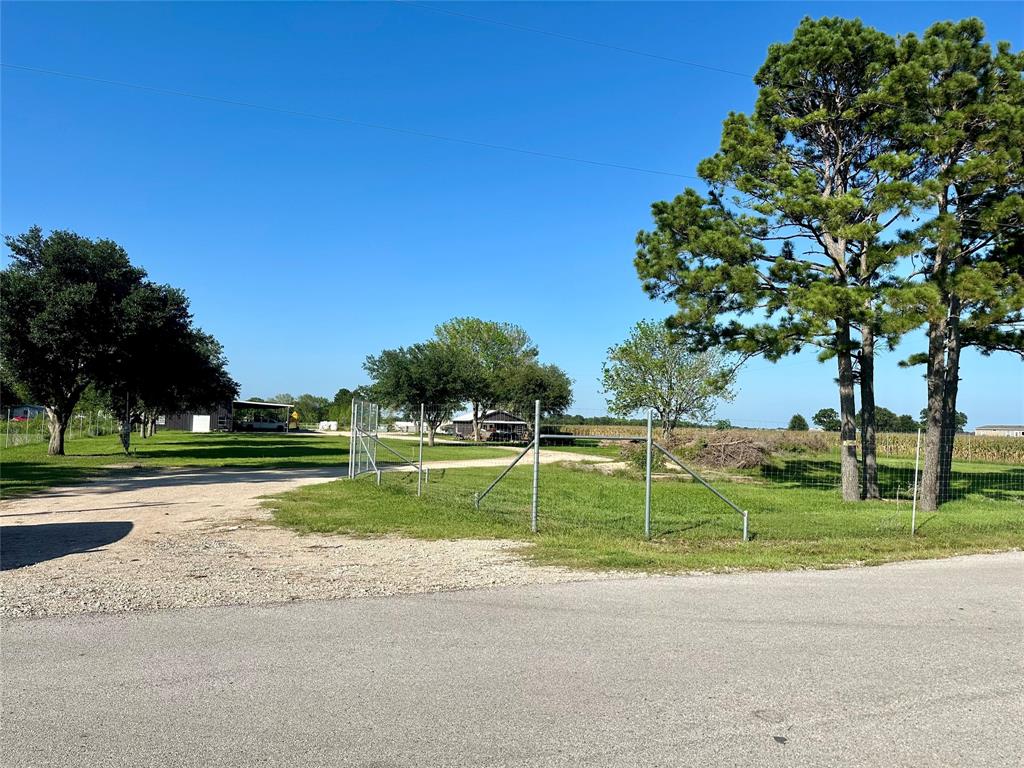 1713 Meyer Road, Beasley, Texas image 1