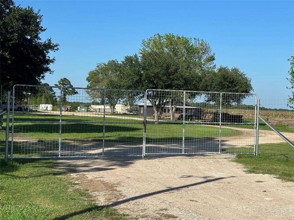 1713 Meyer Road, Beasley, Texas image 7