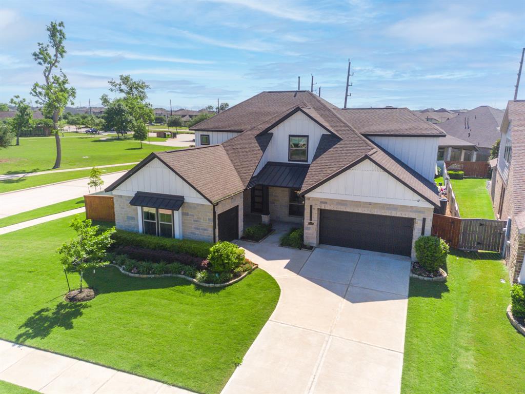 2203 Fenn Dale Court, Richmond, Texas image 2