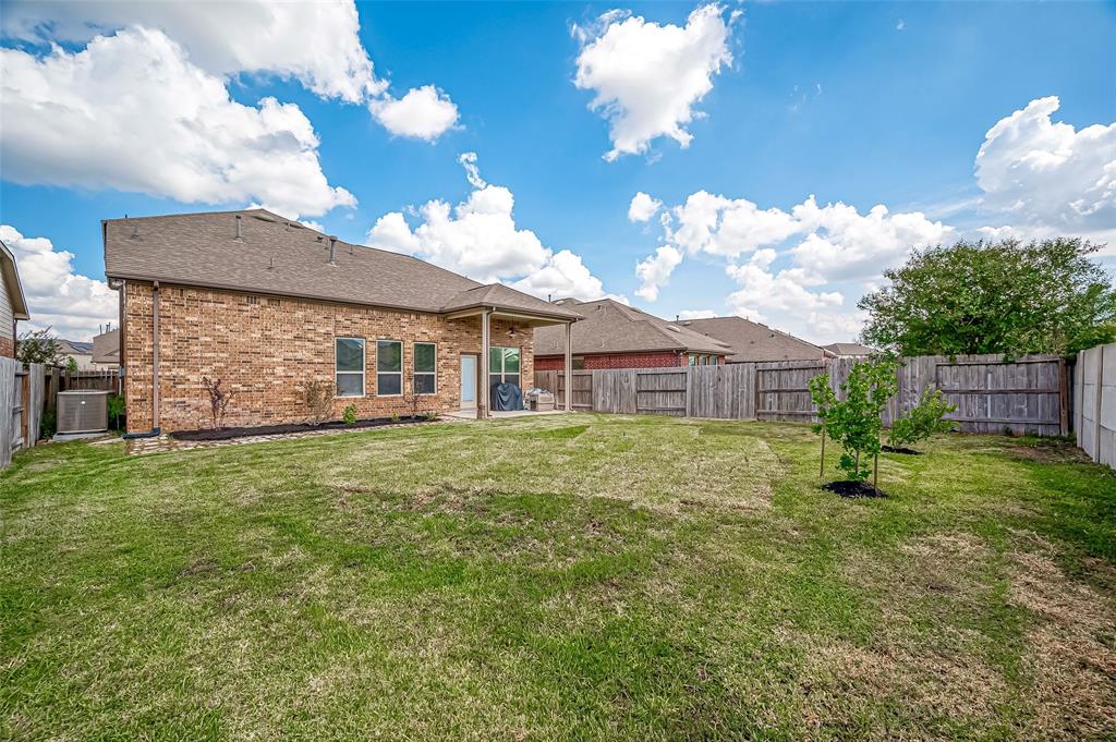 20619 Cactus Lake Lane, Richmond, Texas image 37