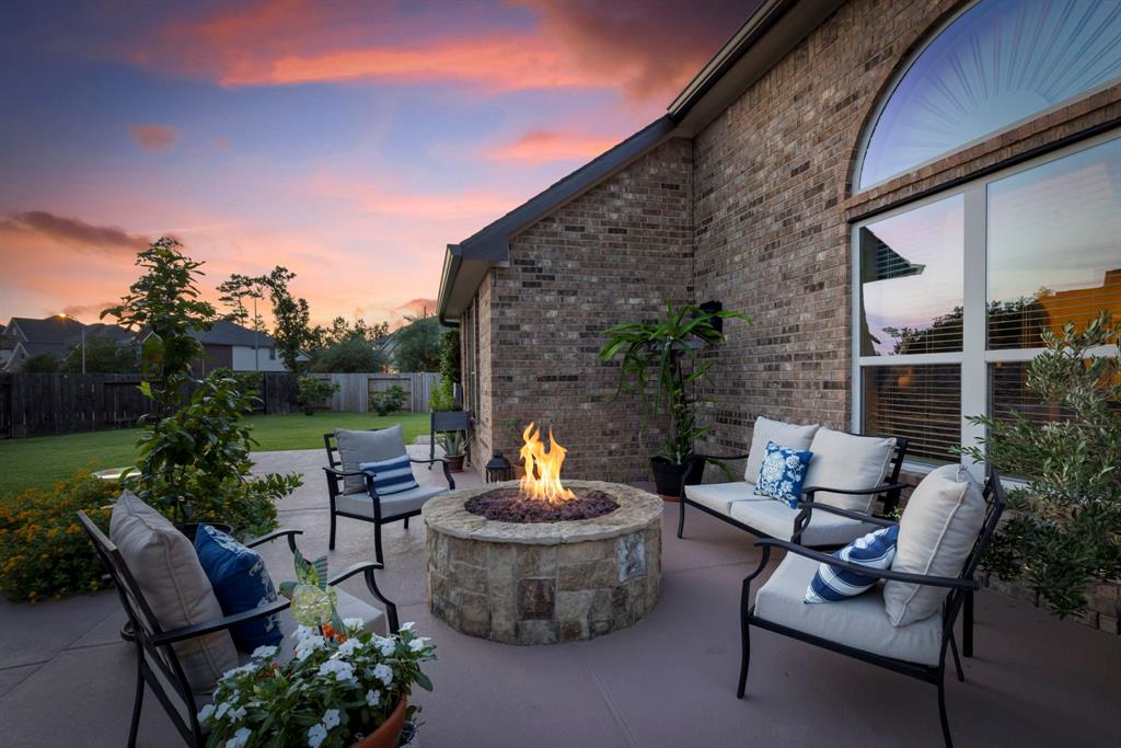 6871 Adrienne Arbor Drive, Spring, Texas image 7