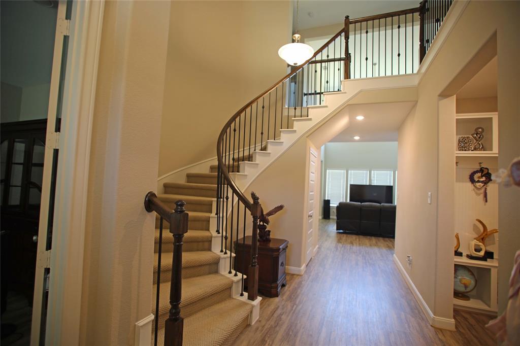 1899 Canyon Live Oak Street