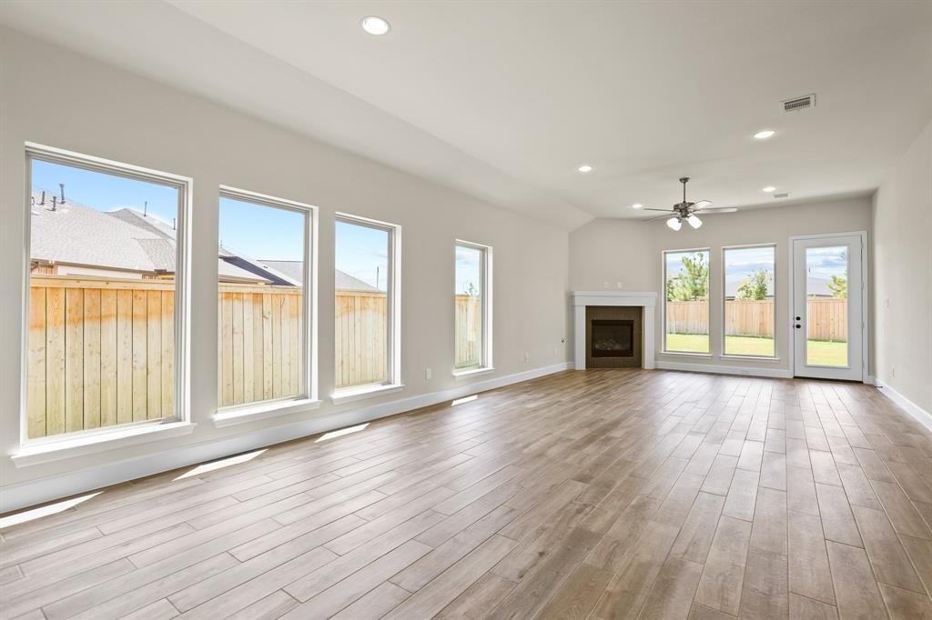 18511 Wolf Mountain Lane, Cypress, Texas image 15