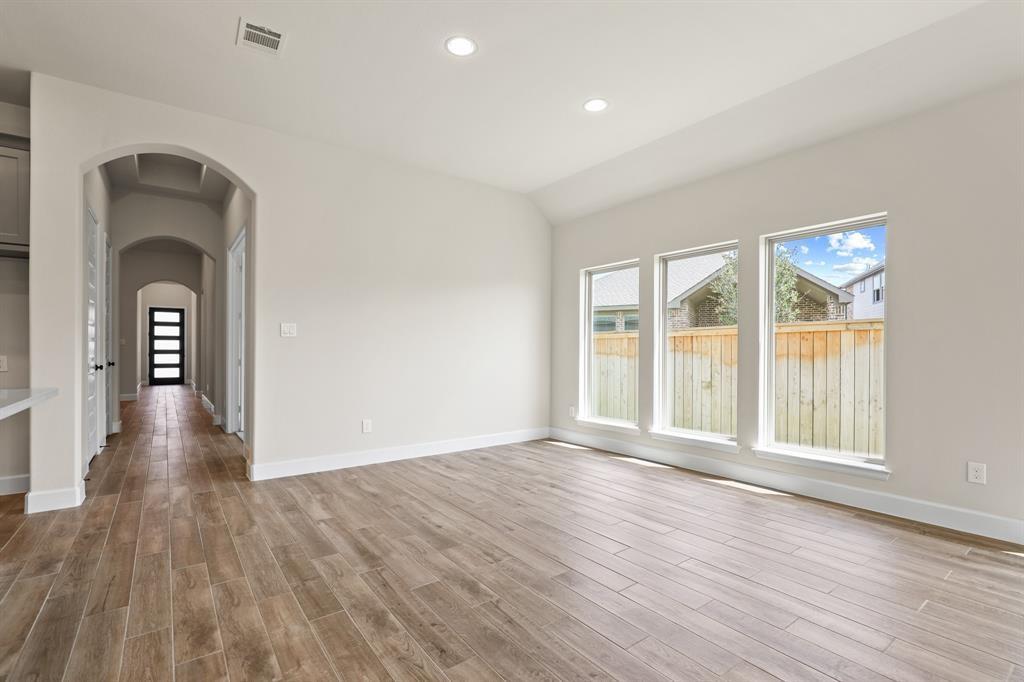 18511 Wolf Mountain Lane, Cypress, Texas image 16