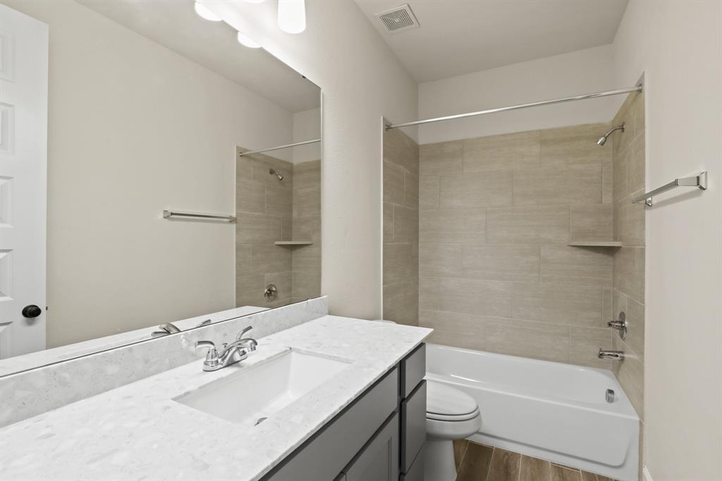 18511 Wolf Mountain Lane, Cypress, Texas image 13