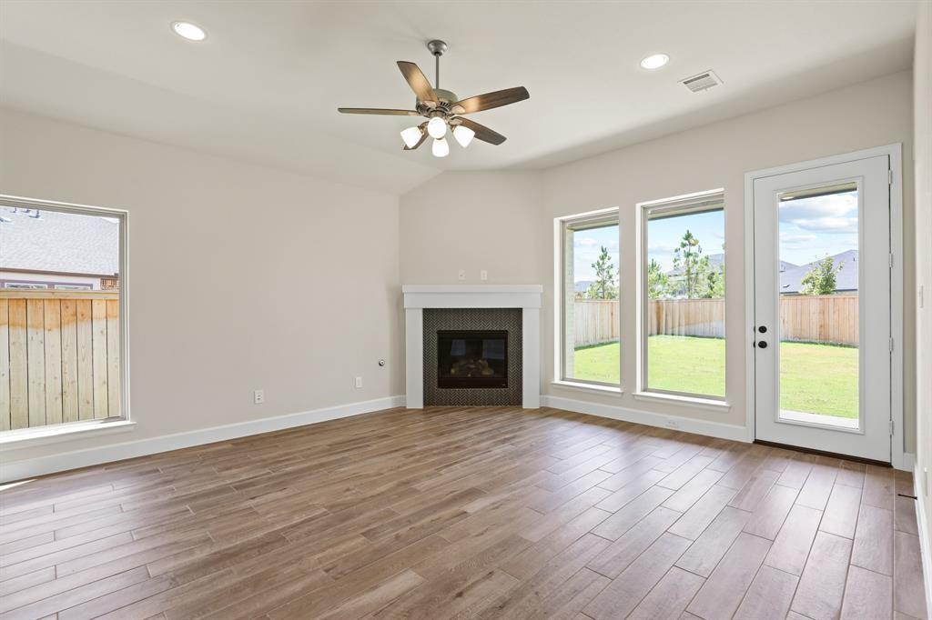 18511 Wolf Mountain Lane, Cypress, Texas image 18