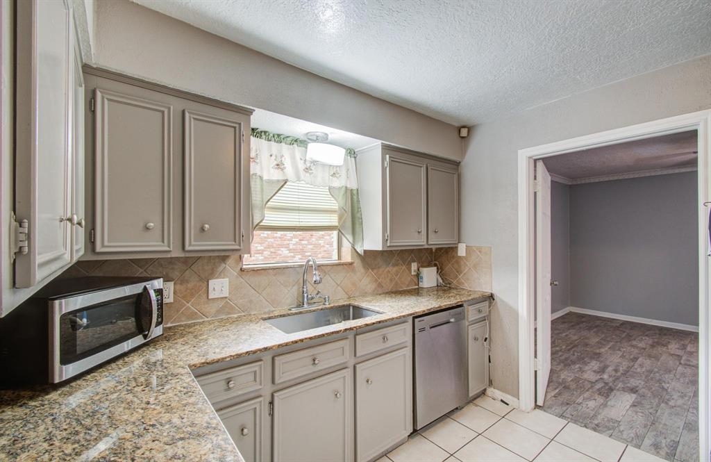 15623 Ensenada Drive, Houston, Texas image 23