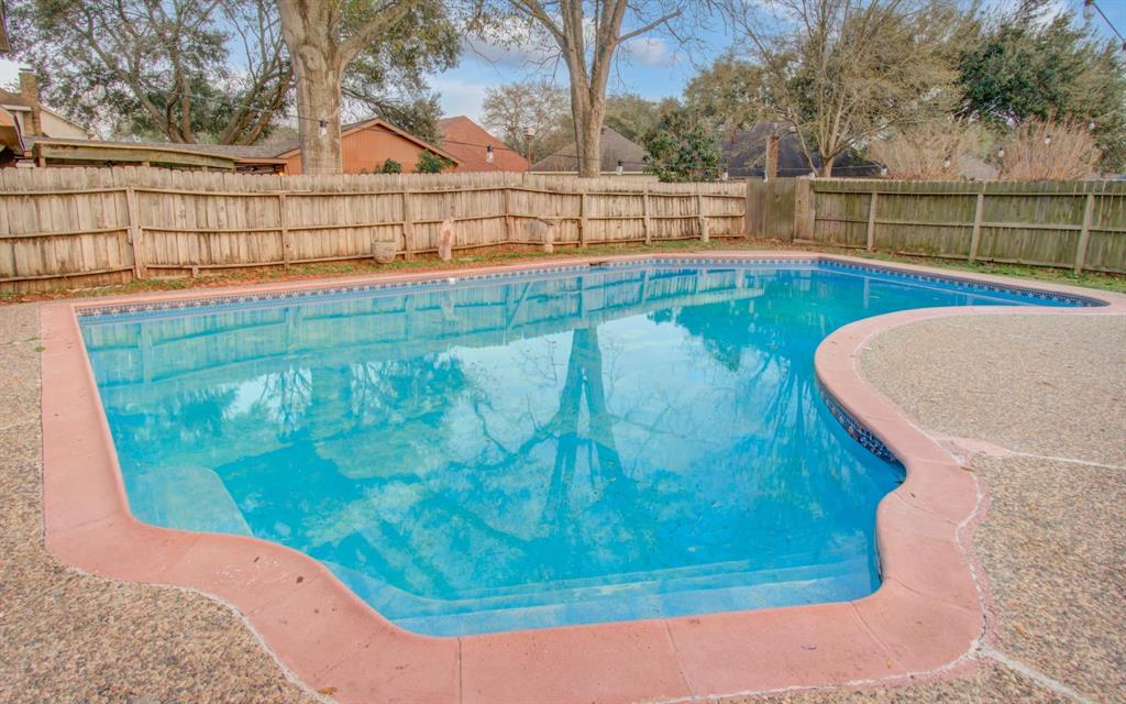 15623 Ensenada Drive, Houston, Texas image 2