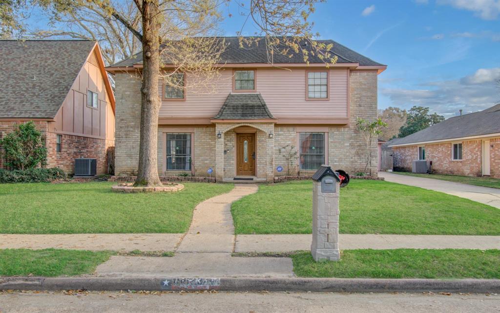 15623 Ensenada Drive, Houston, Texas image 9