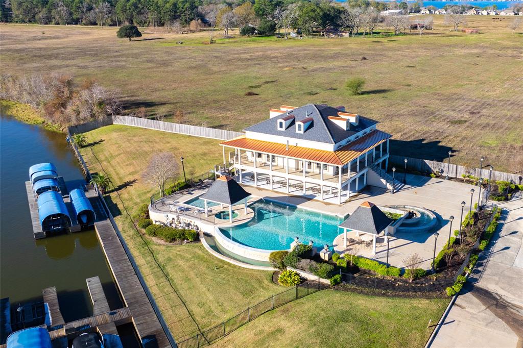 12881 French Quarter Drive
