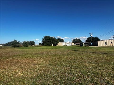 Vacant Land For Sale - TBD Cactus Street<br/> Giddings, TX 78942