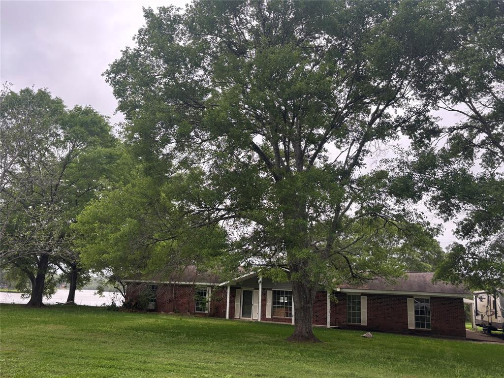 1633 River Road, Goodrich, Texas image 7