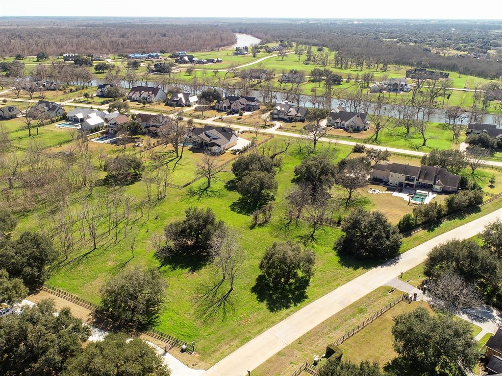 4402 Upper Oxbow Trace, Fulshear, Texas image 3