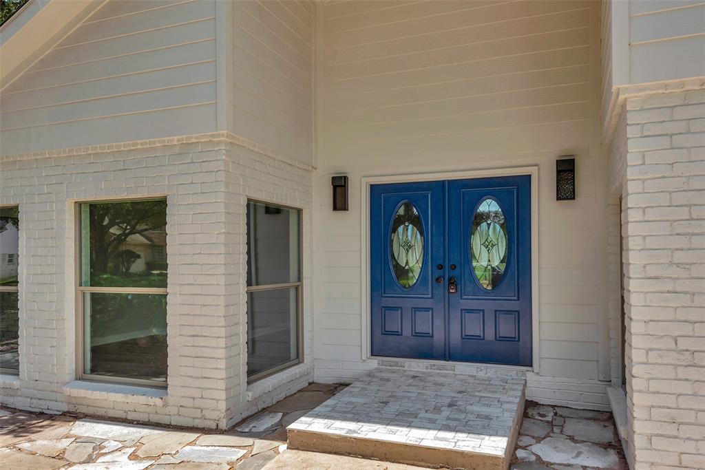 2702 Fairway Drive, Sugar Land, Texas image 4