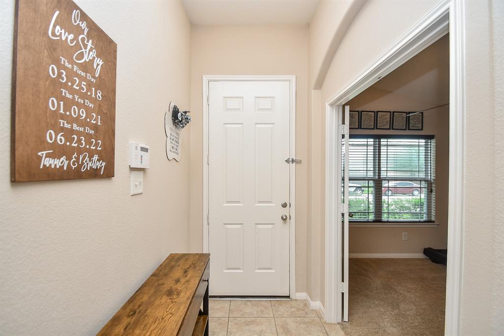 24631 Lakecrest Town Drive
