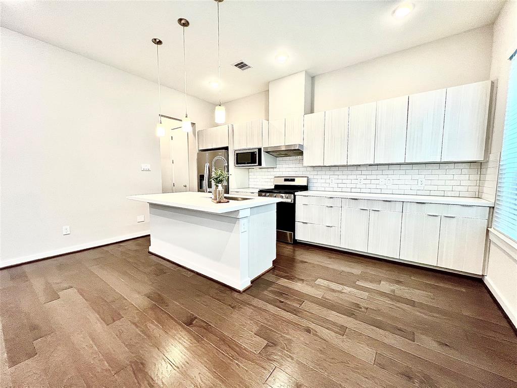 613 Thornton Oaks Lane