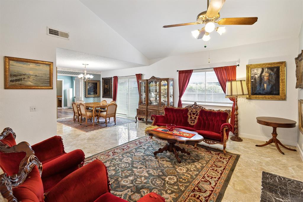 11607 Lakeside Place Drive, Houston, Texas image 5