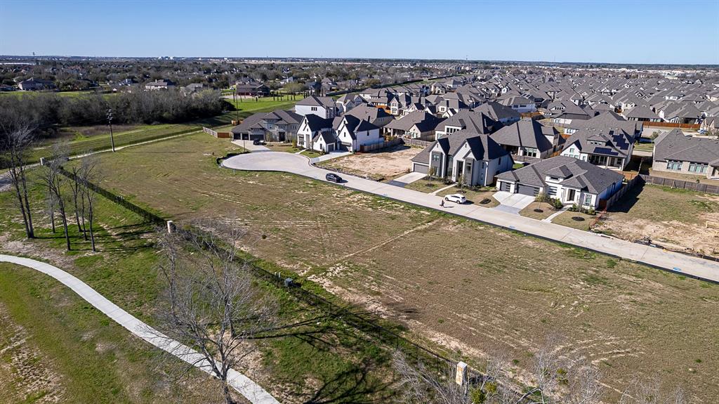 18407 Symons Branch Court, Cypress, Texas image 9