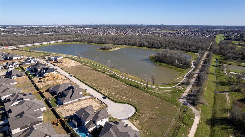 18407 Symons Branch Court, Cypress, Texas image 4