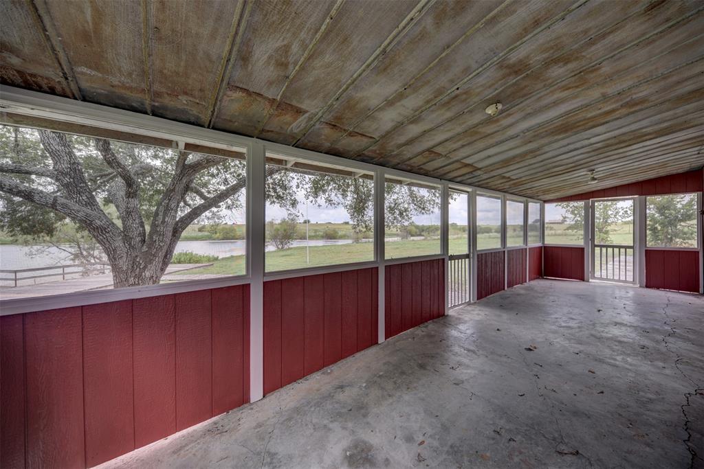 1646 Lidiak Road, La Grange, Texas image 17