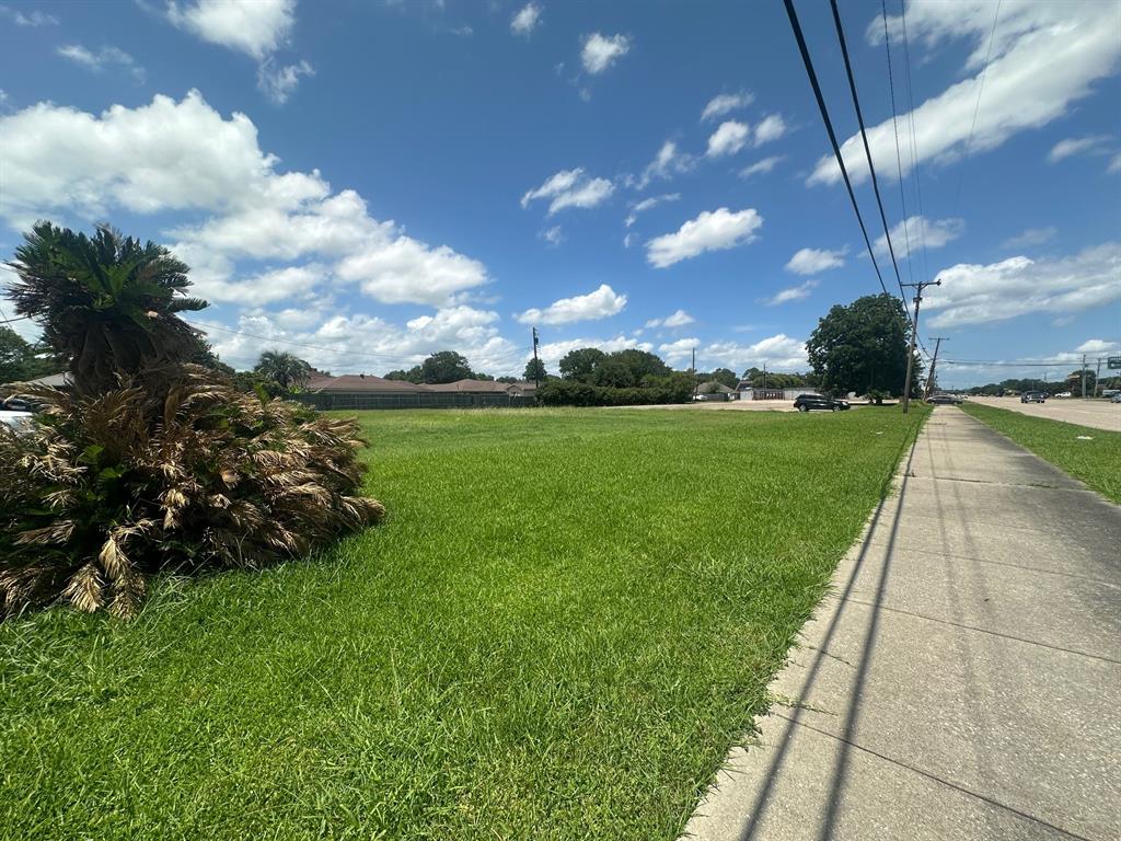 2702 Nall Street, Port Neches, Texas image 6