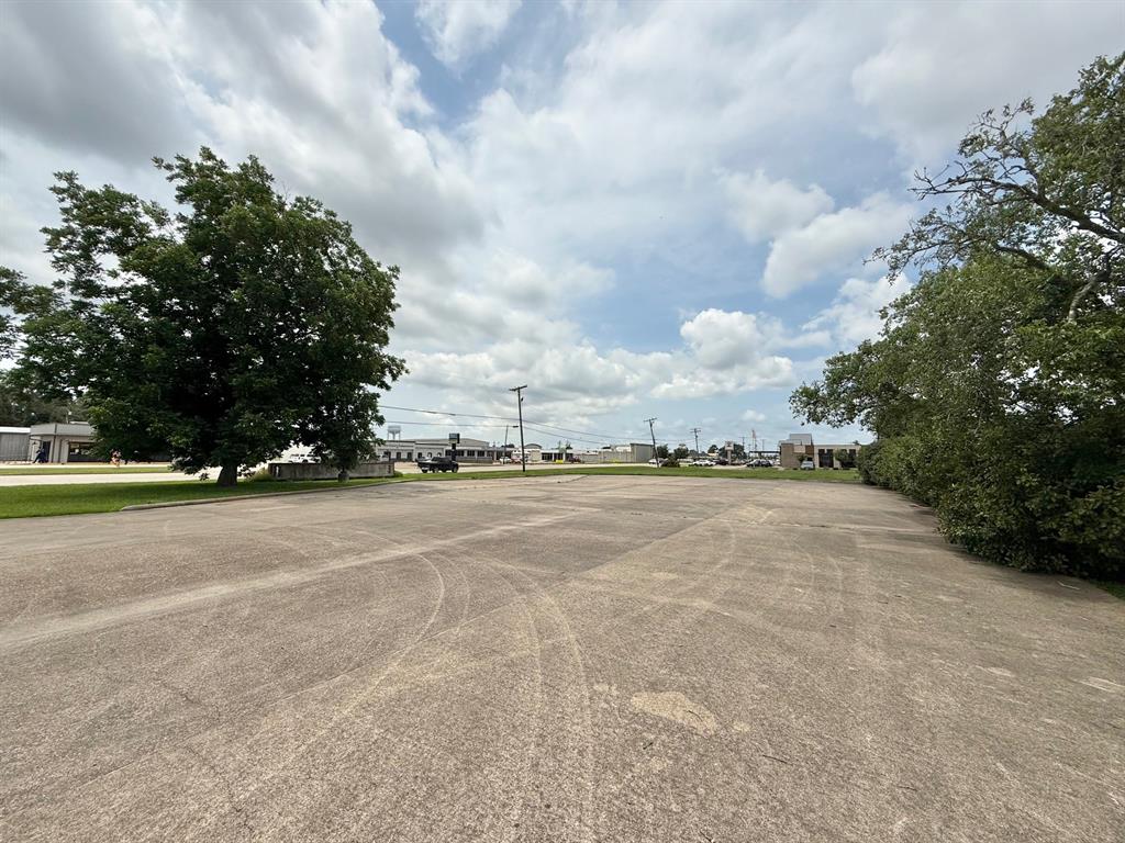 2702 Nall Street, Port Neches, Texas image 7