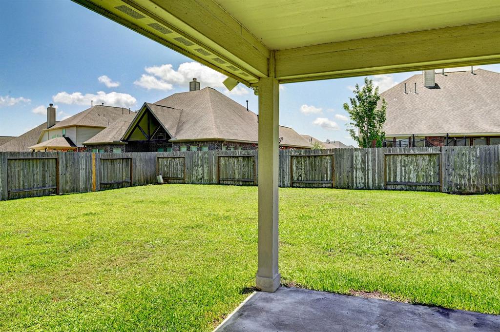 1518 Nacogdoches Valley Drive, League City, Texas image 17