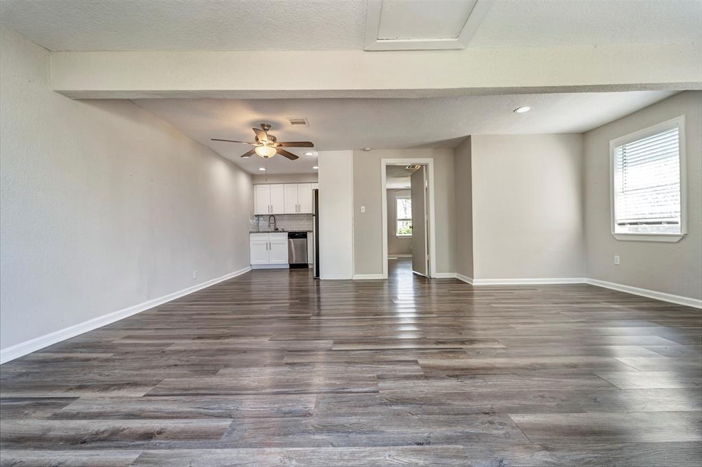 7506 Bluebonnet Street, Pearland, Texas image 22