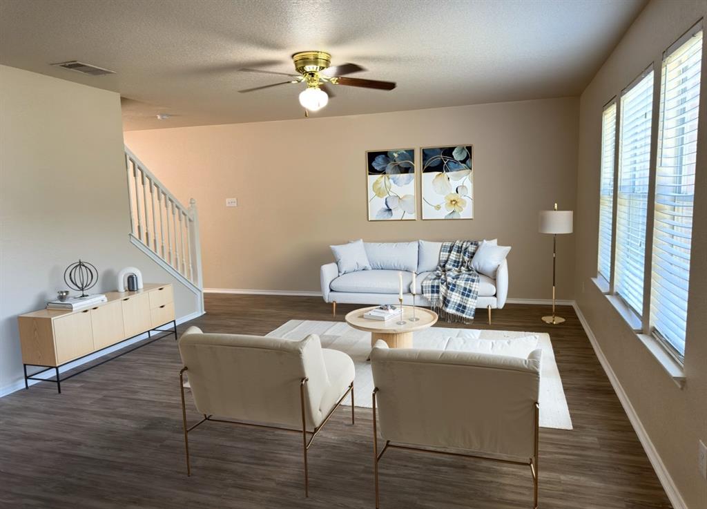 619 Mathis Meadow