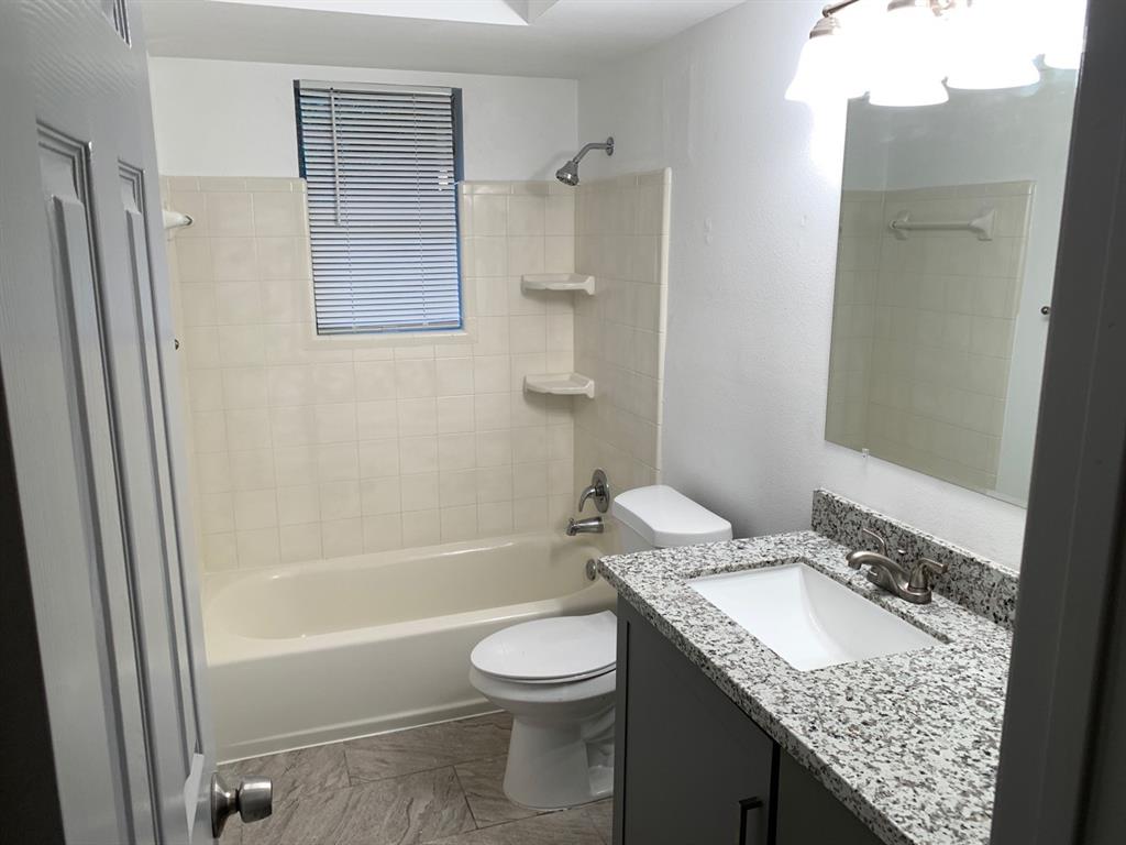 10615 Twin Oak Drive, Conroe, Texas image 7