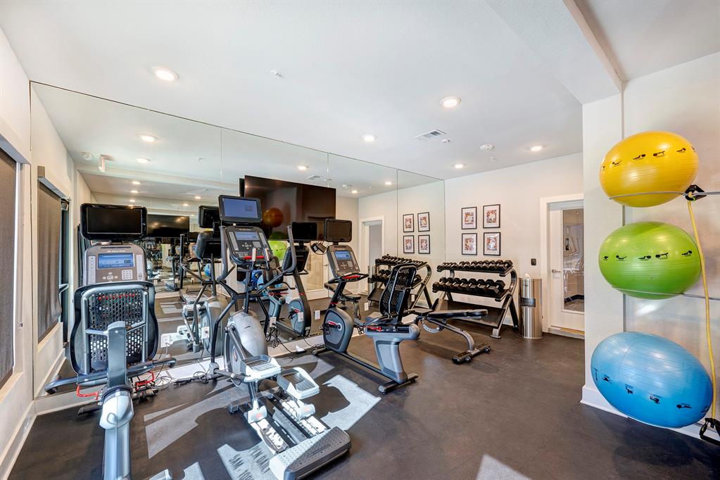 6804 Westview Drive #2206, Houston, Texas image 25