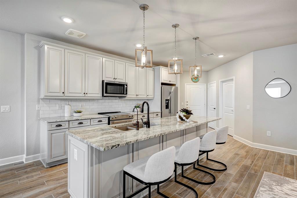 6804 Westview Drive #2206, Houston, Texas image 4