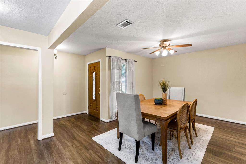 208 Driftwood Street, League City, Texas image 9