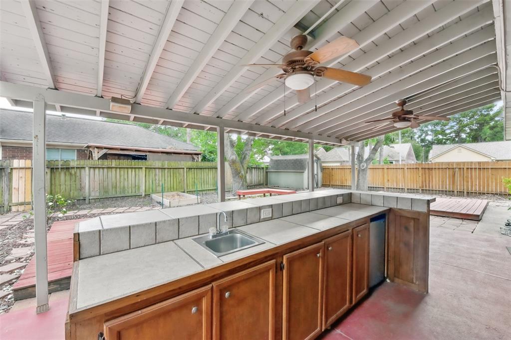 17111 Bayou Bluff Court Court, Spring, Texas image 39
