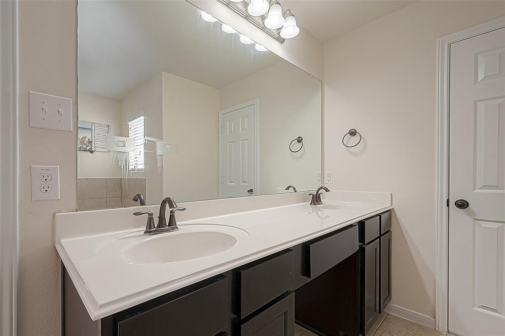 6706 Honey Harvest Lane, Houston, Texas image 17