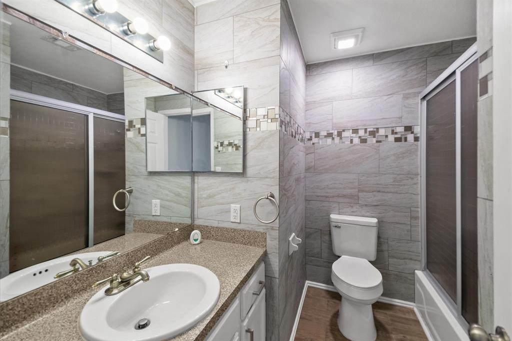 2501 Gulf Freeway Unit 5 A Fwy, Dickinson, Texas image 9