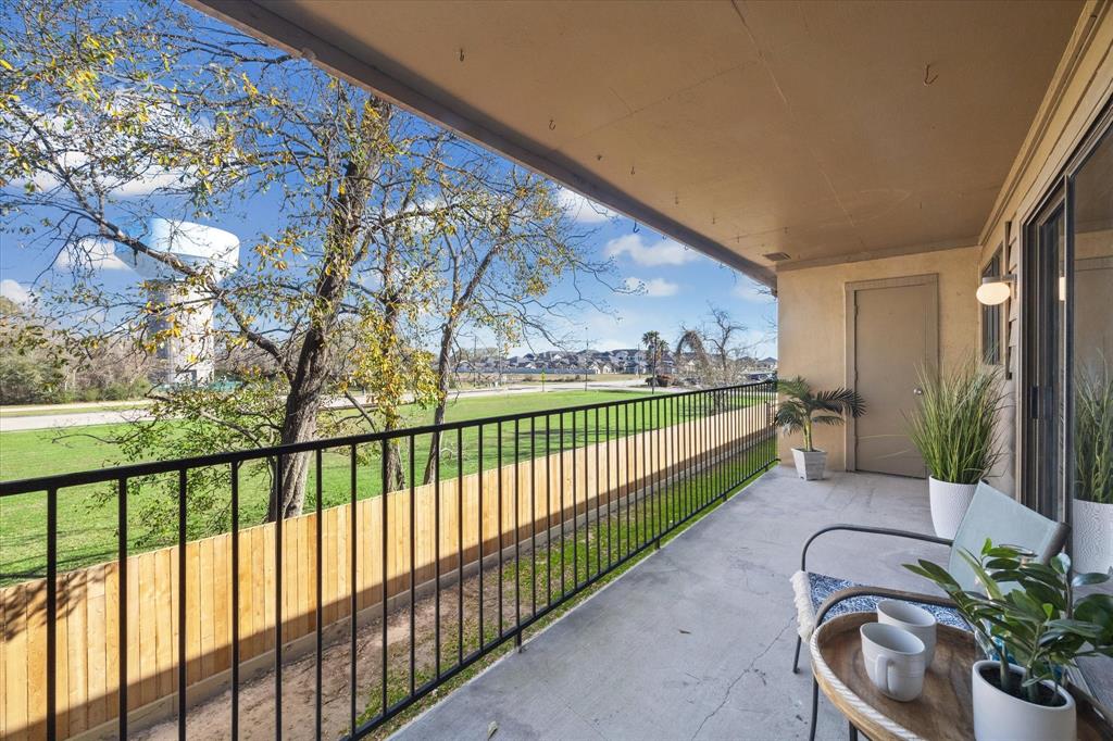 3300 Pebblebrook Drive #6, Seabrook, Texas image 1