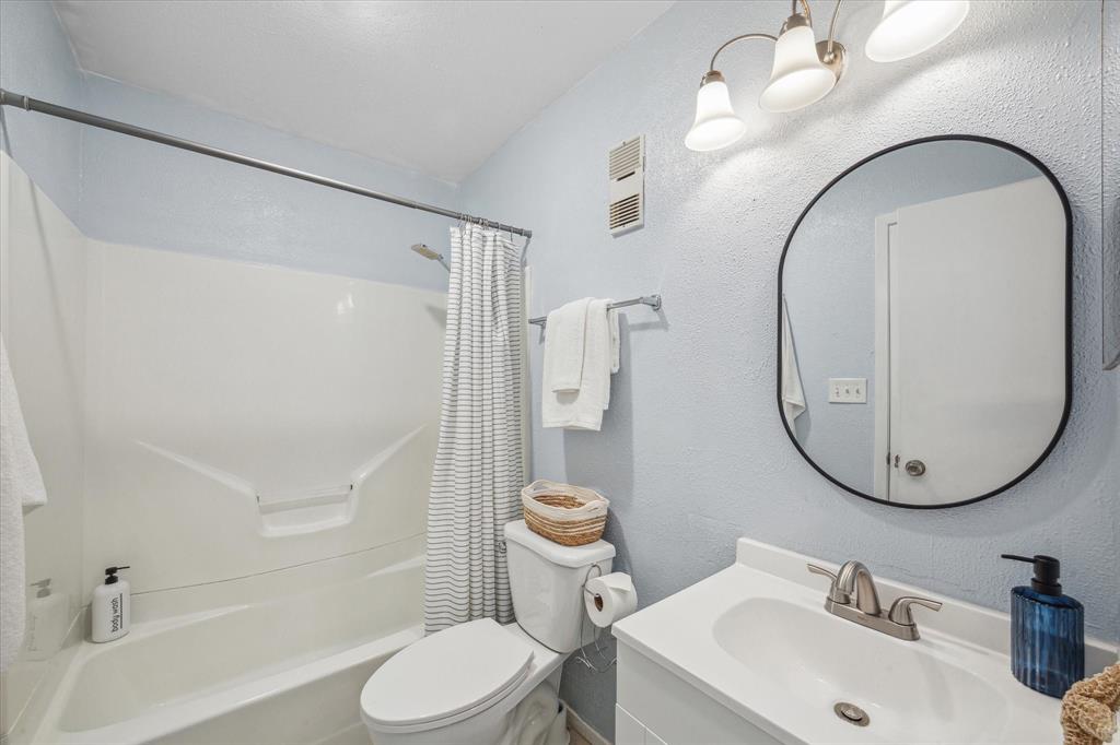 3300 Pebblebrook Drive #6, Seabrook, Texas image 15