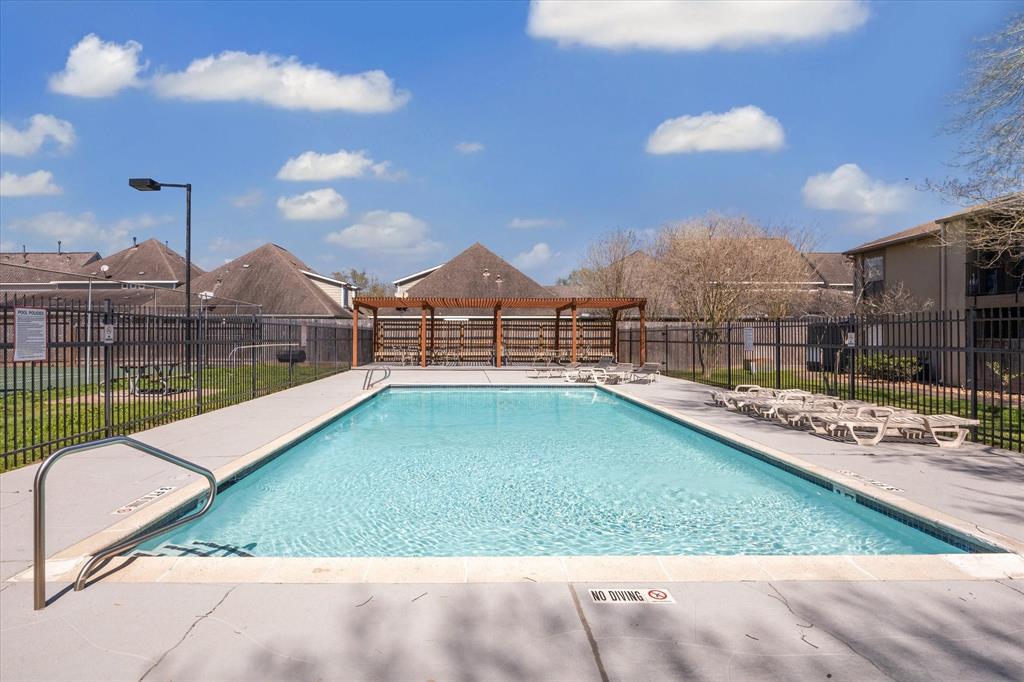 3300 Pebblebrook Drive #6, Seabrook, Texas image 18