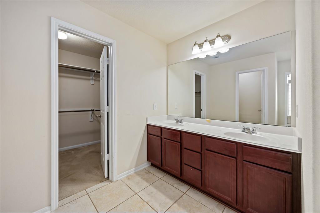 9939 Chimney Swift Lane, Conroe, Texas image 14