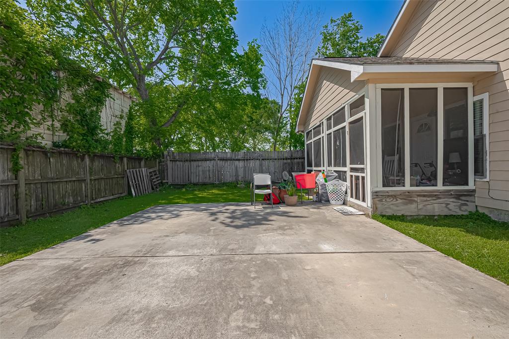 213 W Murrill Street, Baytown, Texas image 18