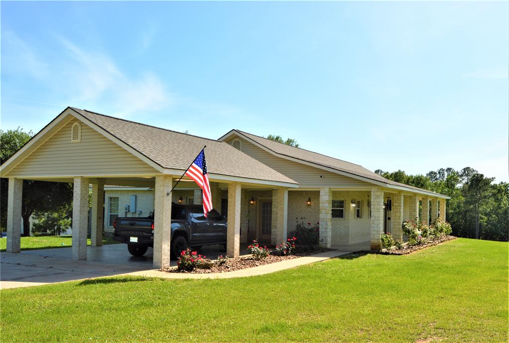 1814 Oakdale Loop, Livingston, Texas image 3