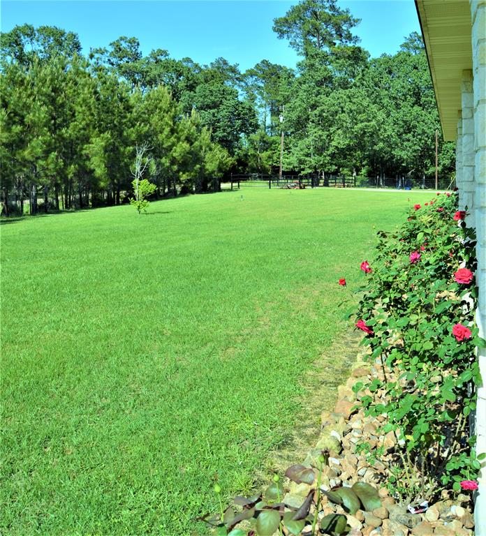 1814 Oakdale Loop, Livingston, Texas image 9