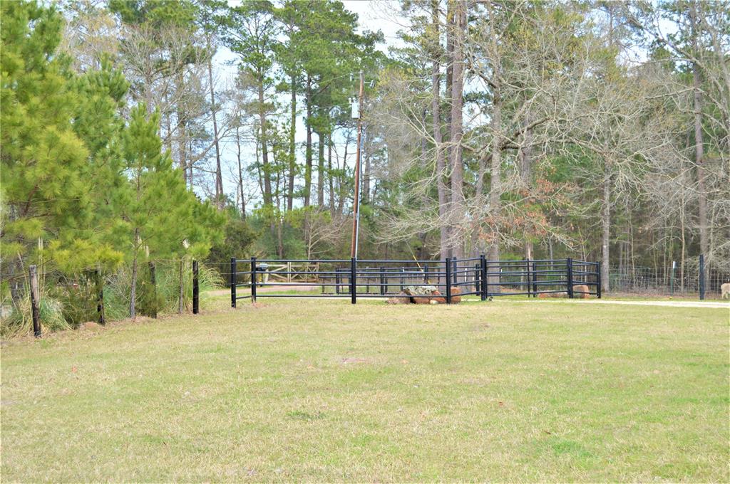 1814 Oakdale Loop, Livingston, Texas image 41