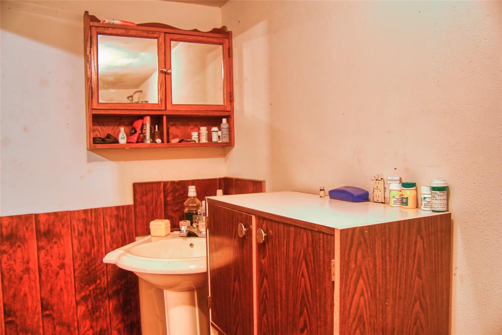 521 Hill Creek Drive, Coldspring, Texas image 11