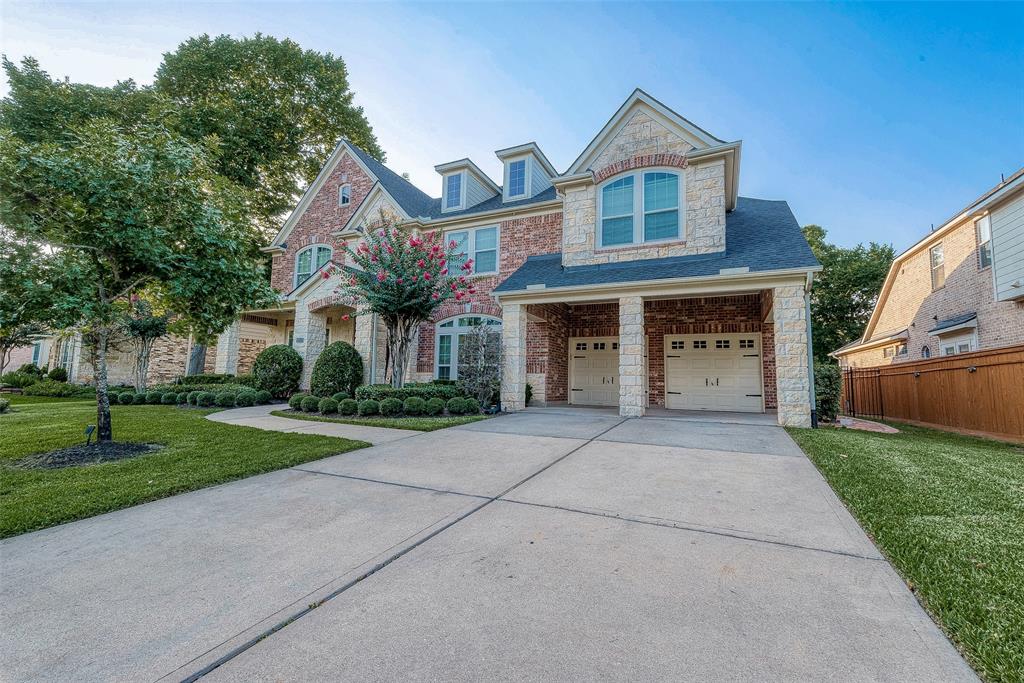 8807 Stones Throw Lane, Missouri City, Texas image 2