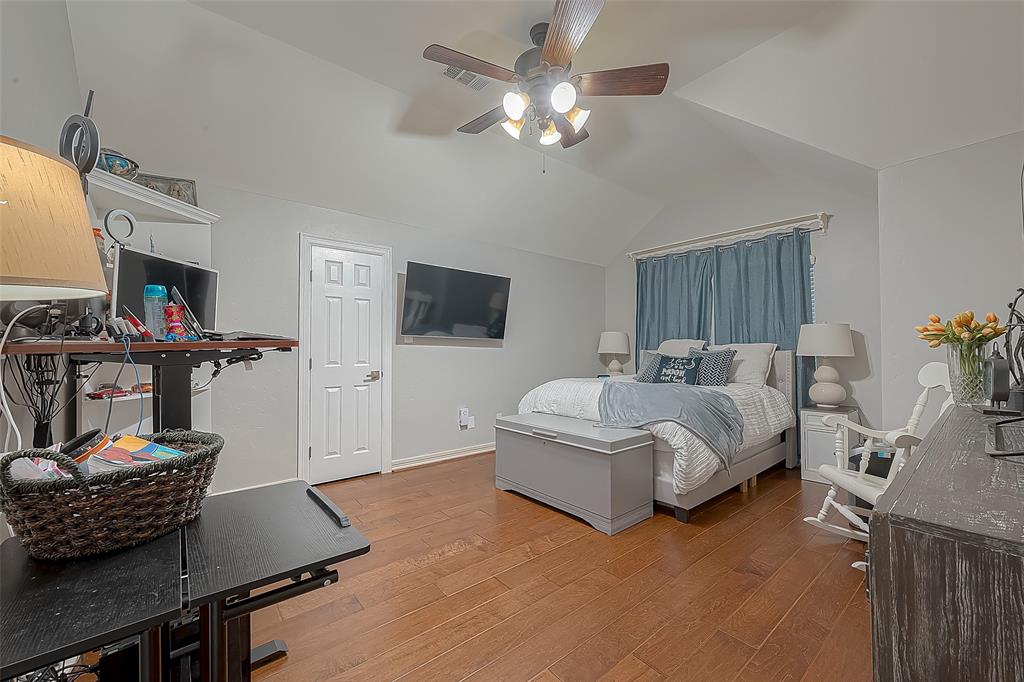 8807 Stones Throw Lane, Missouri City, Texas image 37