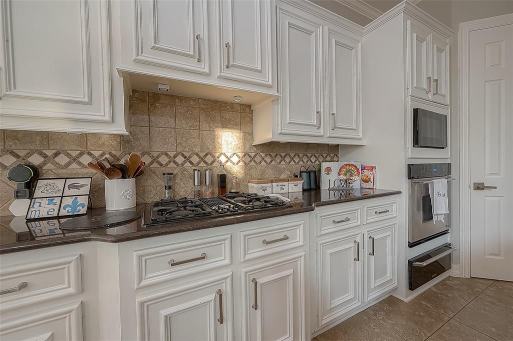8807 Stones Throw Lane, Missouri City, Texas image 17
