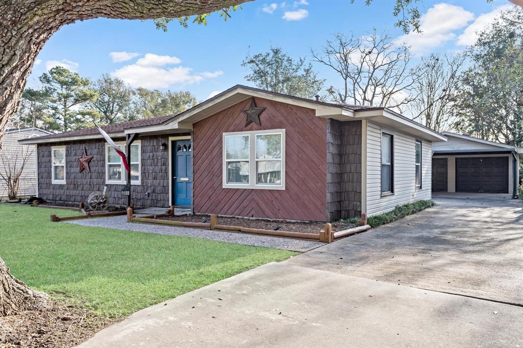 2233 5th Street, Port Neches, Texas image 2